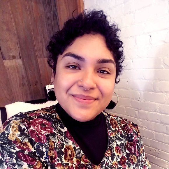 Meet your Posher, Sara - Picture 1 of 1